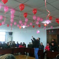 Company year-end collective lottery activities